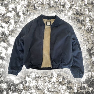 navyblaue Jacke