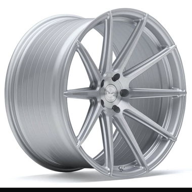 Silver aluminium rim