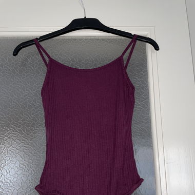 Body rouge bordeau