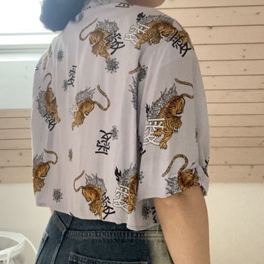 Japanische Bluse mit Muster