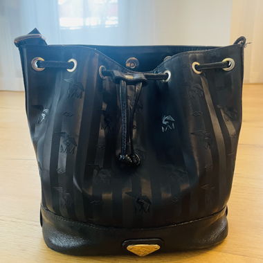 Mollerus Beuteltasche classic schwarz/gold