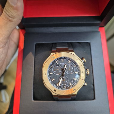 Tissot Chronograph Watch
