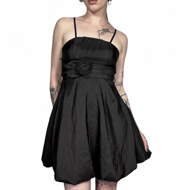 Schwarzes Mini-Kleid
