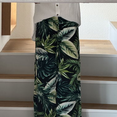 WEITE PALAZZOHOSE MIT TROPISCHEM PRINT