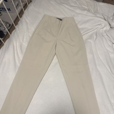 Pantaloni in Tessuto Beige ZARA