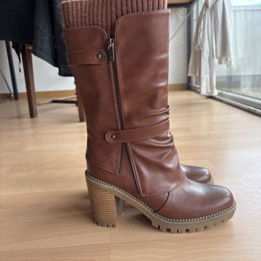 Bottes marron à talon