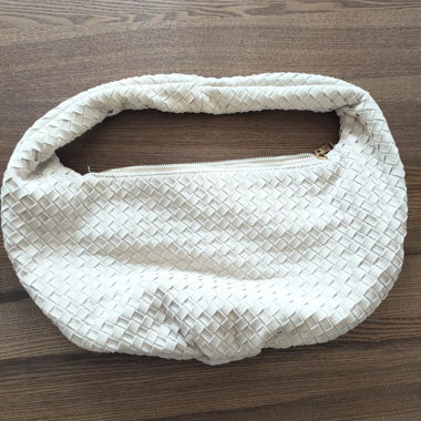 Borsa a mano bianca intrecciata