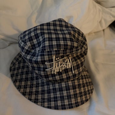 Cappello bucket a quadri Stüssy