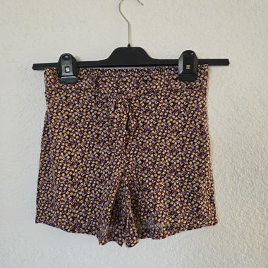 Blumen Shorts