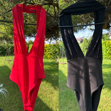 Duo de Body noir et rouge - Taille S 
