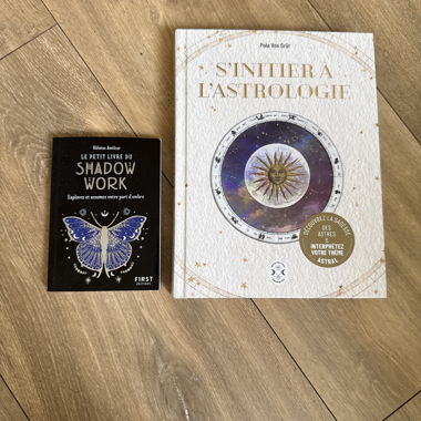 Lot de 2 livres astrologie