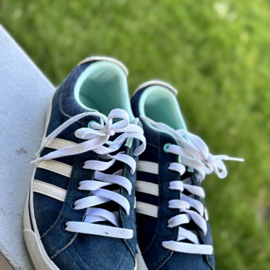 Adidas Sneakers