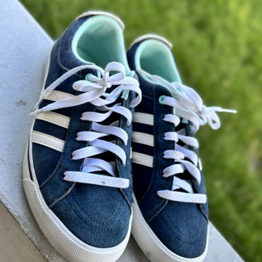 Adidas Sneakers