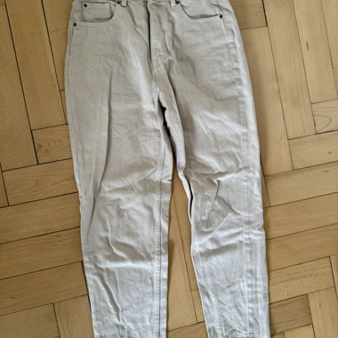 Beige Jeans