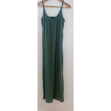 Robe longue olive