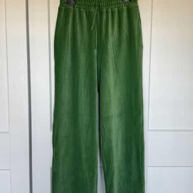 Grüne Hose / Leggings
