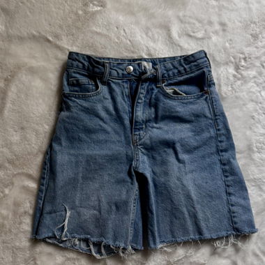 H&M Denim Shorts EUR 34