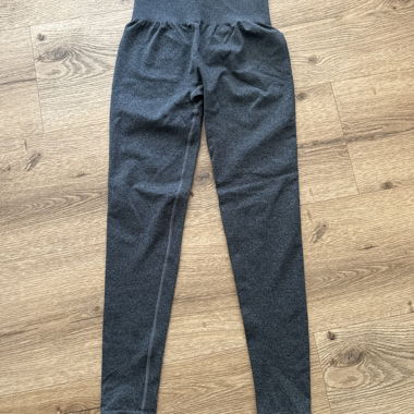 Teveo Leggins mit Booty-scrunch