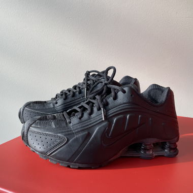 Nike SHOX R4 