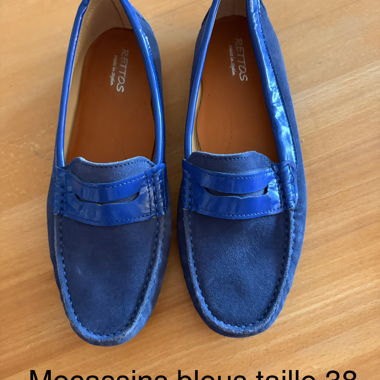 Mocassini blu taglia 38