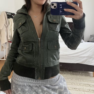 GORGEOUS dark green leather jacket 