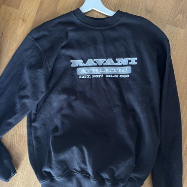 Ravani Pullover