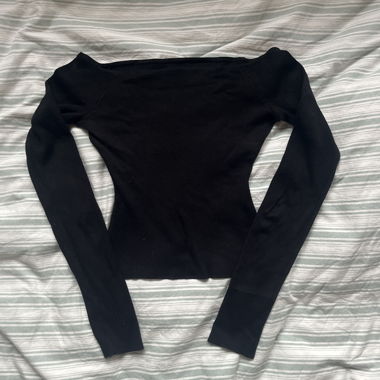 Schwarzes Longsleeve-Top