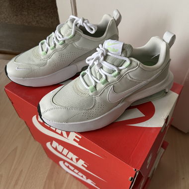 Nike Air Max, Spruce Aura / white, Grösse 40
