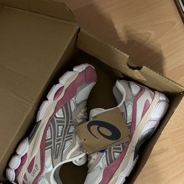 Asics Gel NYC Pink