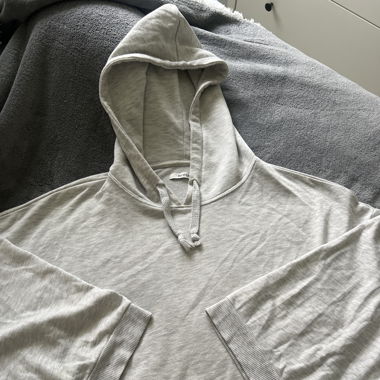 Kaputzenpullover