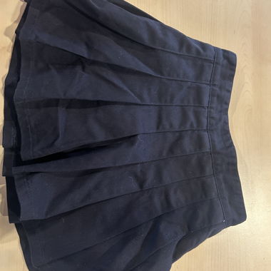 Rock mit integriertem Shorts
