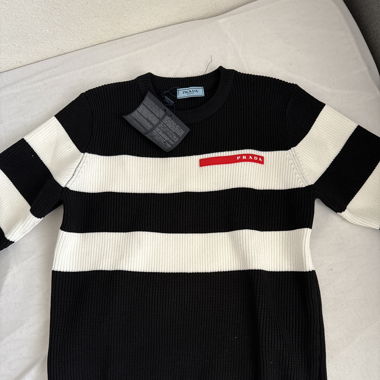 Prada Pullover 