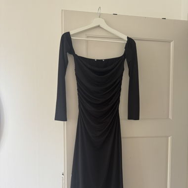 Carmen-Sleeve Maxi-Dress 