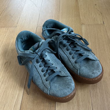 Sneakers Puma con piattaforma in turchese