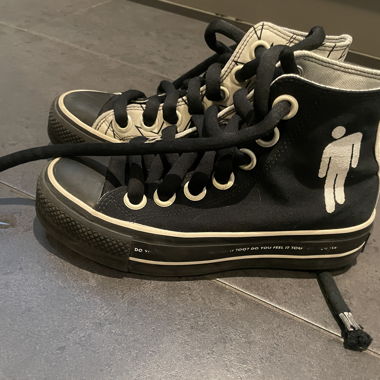 Billie Eilish Converse, taille 38, édition limitée