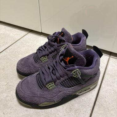 Air Jordan 4 Retro Viola