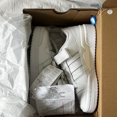 adidas brand new low forum in all white