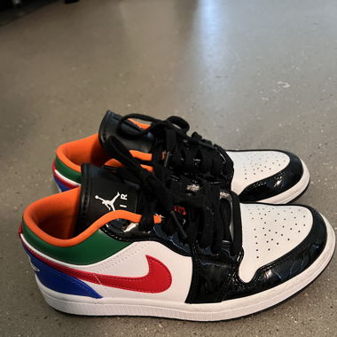 Jordan 1 low multicolor