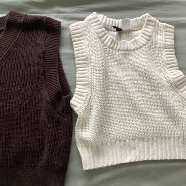 2 Vests