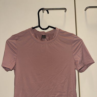 T-Shirt figurbetont