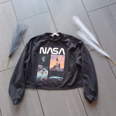 NASA Crop Sweatshirt