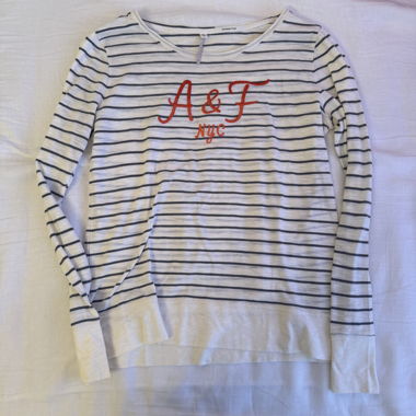 T-Shirt a Maniche Lunghe a Righe Abercrombie & Fitch L