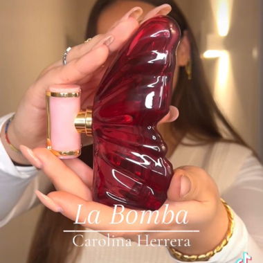Profumo Carolina Herrera La Bomba
