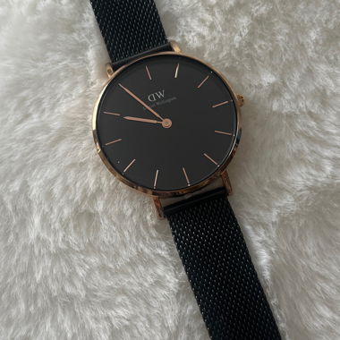 Daniel Wellington watch like new