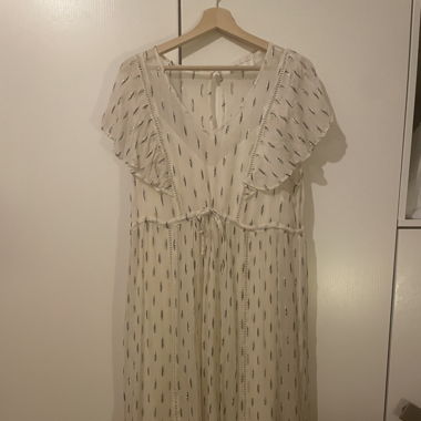 Elegantes Sommerkleid