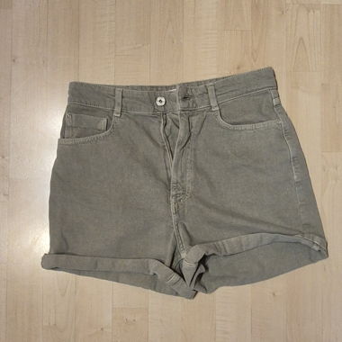Sage Green Shorts Zara