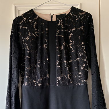 Neues Phase Eight Kleid