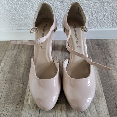 Tamaris nude pumps with straps size 39