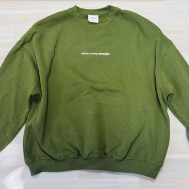 Grüner Pullover 