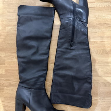 Black knee high boots